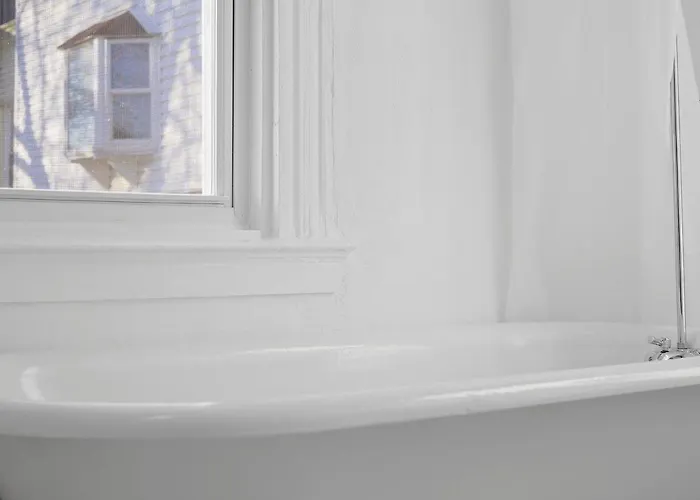 Bloomfield/shadyside @i Modern & Bright Private Bedroom With Shared Bathroom Homestay